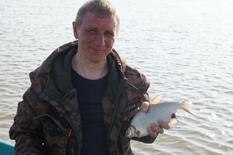 Порыбачили с порога